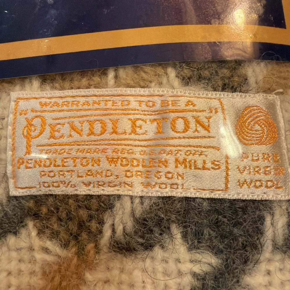 Vtg 1960s PENDLETON Wool Blanket‎ Throw NOS NIP White Gray Beige Plaid Z-2223
